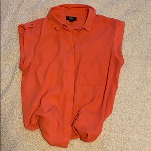 Almost new Mossimo blouse.   Salmon. Size small.